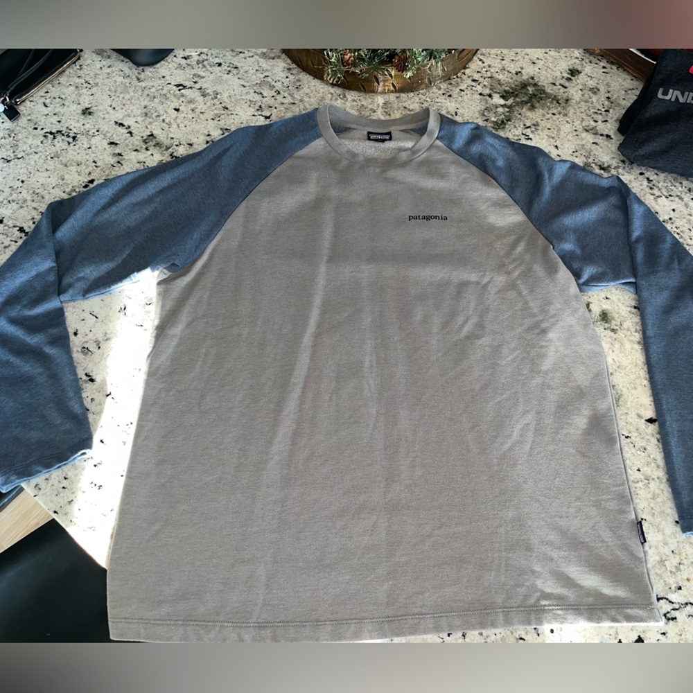 Patagonia men’s long sleeve